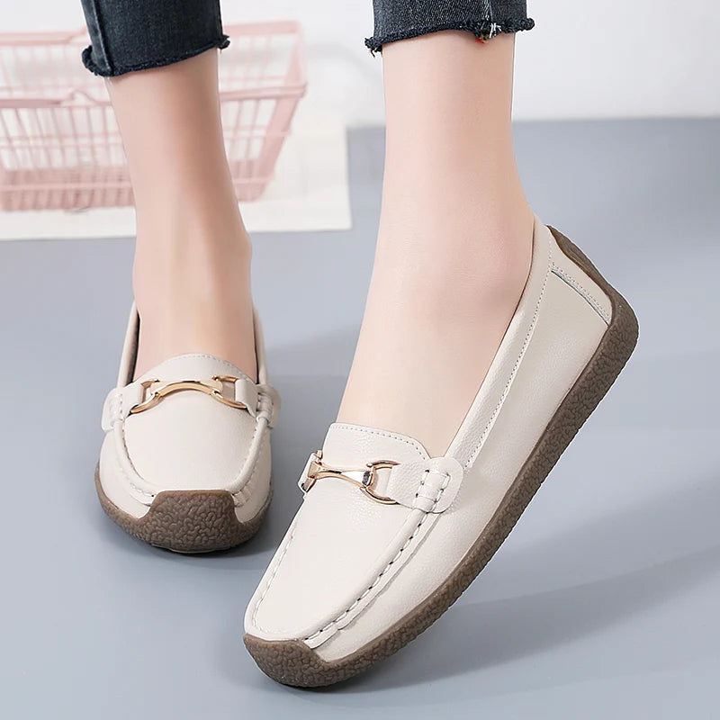 Vulcanize Women Shoes Flats Leather Moccasins Sneakers Designer Shoes for Women Slip-on Loafers Female Boat Shoes Big Size 43