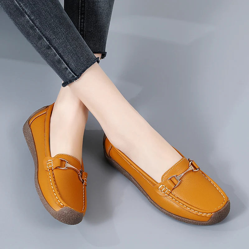 Vulcanize Women Shoes Flats Leather Moccasins Sneakers Designer Shoes for Women Slip-on Loafers Female Boat Shoes Big Size 43