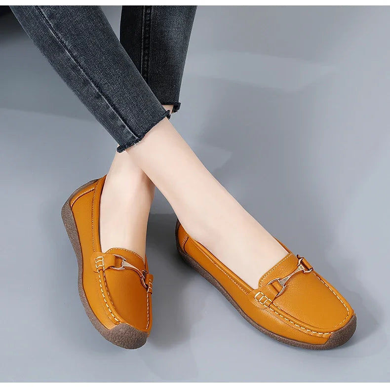 Vulcanize Women Shoes Flats Leather Moccasins Sneakers Designer Shoes for Women Slip-on Loafers Female Boat Shoes Big Size 43