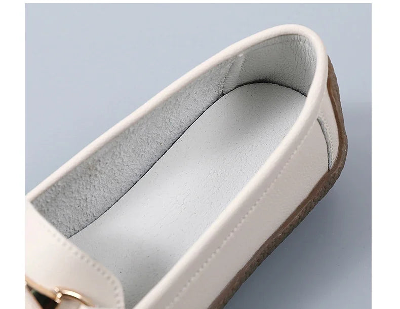 Vulcanize Women Shoes Flats Leather Moccasins Sneakers Designer Shoes for Women Slip-on Loafers Female Boat Shoes Big Size 43